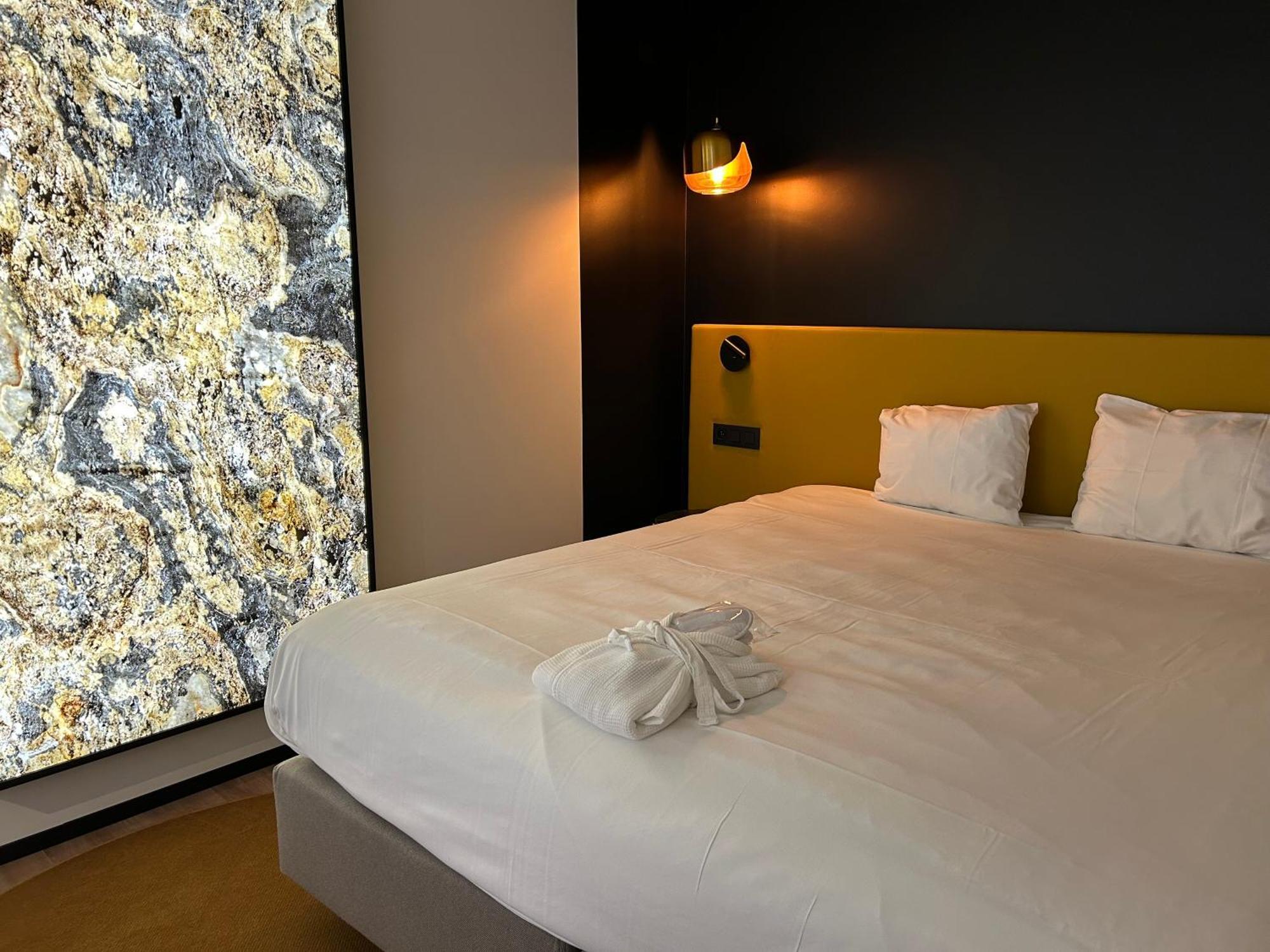 Ariane Hotel Ieper Eksteriør billede